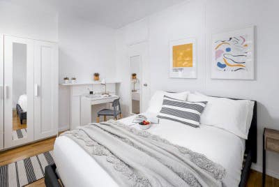 Amazing apt in Sutton Place 1 room AVAIL! Main Photo