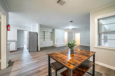  Spacious & Inviting Houston Home | Fully Furnishe Main Photo