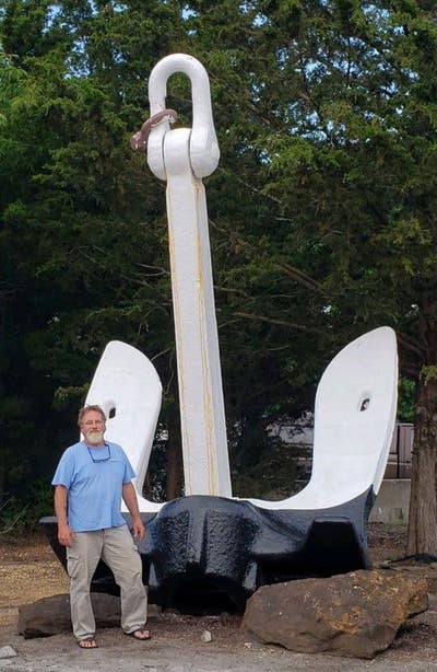 In town for work and only work. Main Photo