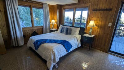 Cozy 1 Bedroom Room in Evergreen | Aspen Dr | Ava Main Photo
