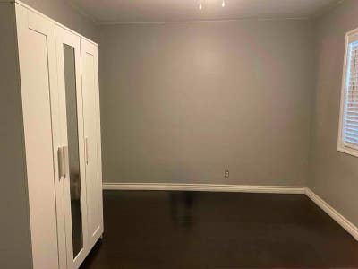 Master BR with private bathroom Main Photo