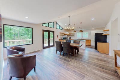 Your new hideaway with Nature View in Douglasville Main Photo