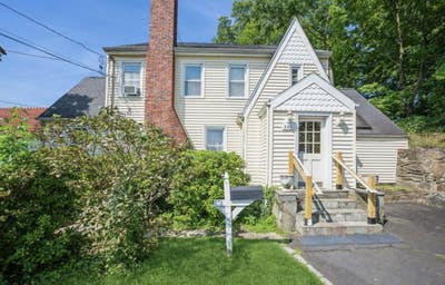 Students & NYC Commuters Main Photo