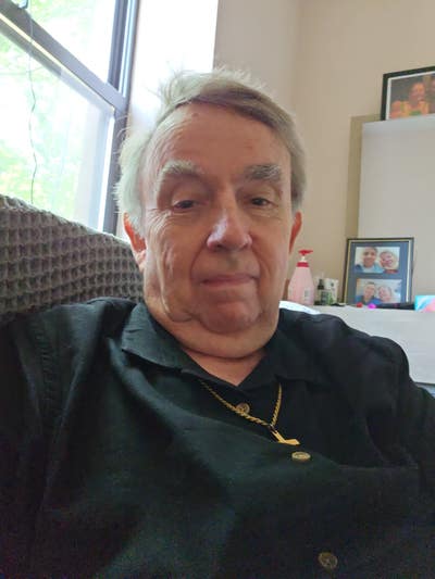 74 year old Male seeks a small or large room Main Photo