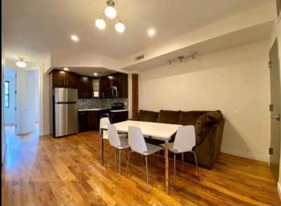 Room available in 4b 2b apt in  Main Photo