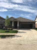 Newer very clean home Main Photo