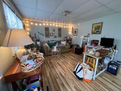 One Bedroom One Bath Apartment Close To Everything Main Photo