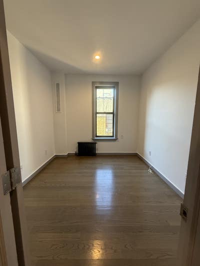 Brand New Rooms in | 5Br/2Ba (One Rooms Left) Main Photo