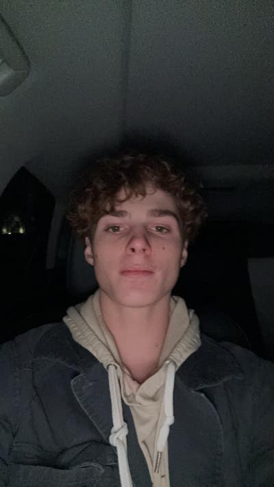 Room wanted in Pacific Beach, CA Main Photo