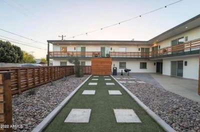 *1+1+ yard  Main Photo