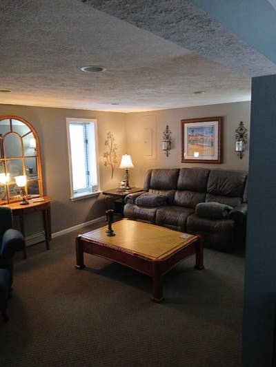 Charming 1 Bed Bath Single Family Home in Traverse Main Photo