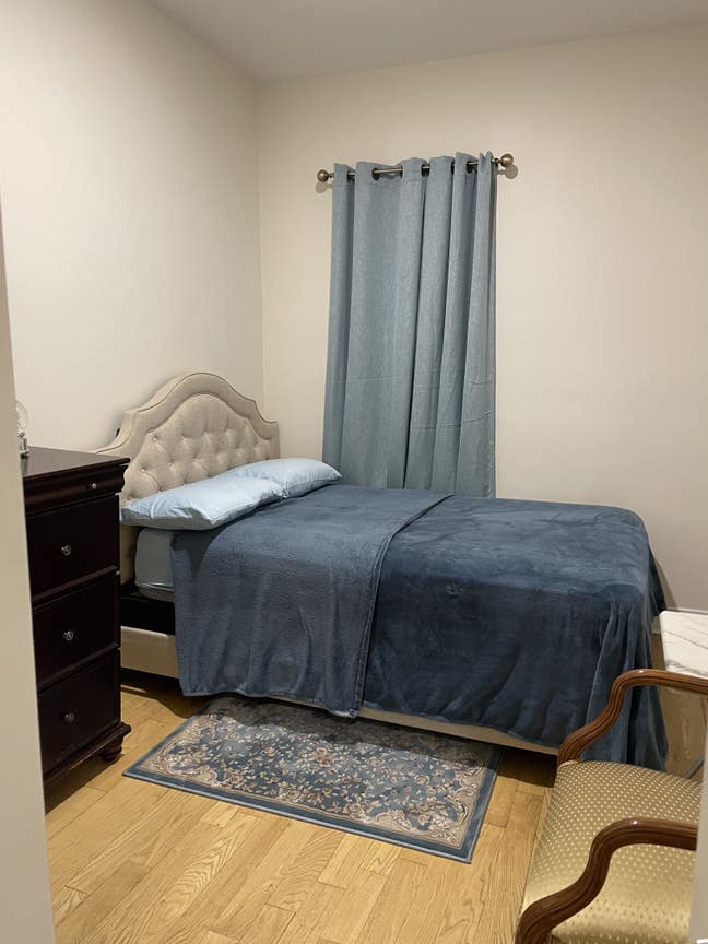 Cheap Rooms for rent for professionals in Meatpacking District