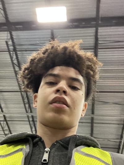 27 year old female looking for Upland room Main Photo