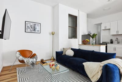 Upper East Side Beauty in  elegant neighborhood Main Photo