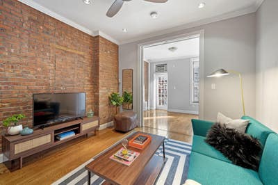 UES Apt close to 4, 5, 6, N, Q and R trains! Main Photo
