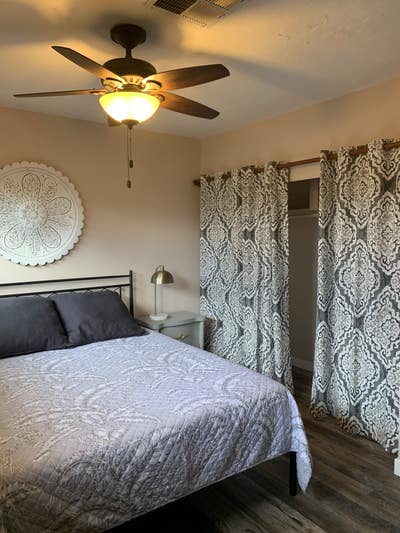 Room for rent/shared bathroom with one other Main Photo