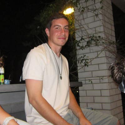 Room wanted in San Francisco Bay Area Main Photo