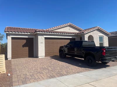 1 bedroom with private bathroom  Main Photo