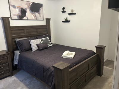 Move In Today - Furnished Room On Marta Busline Main Photo