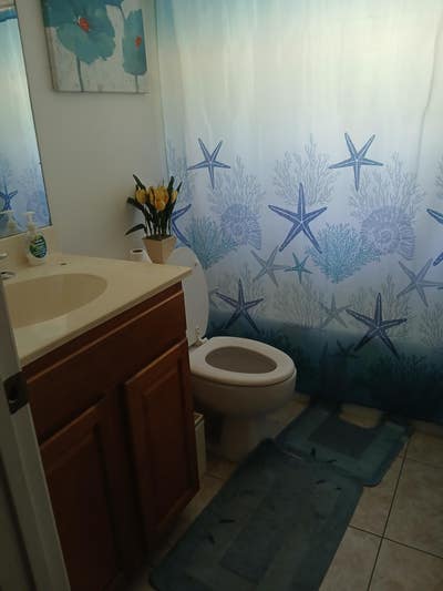 Room for rent Main Photo