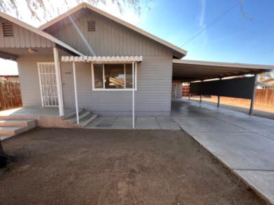 Large One Bedroom House in the Center of Holtville Main Photo