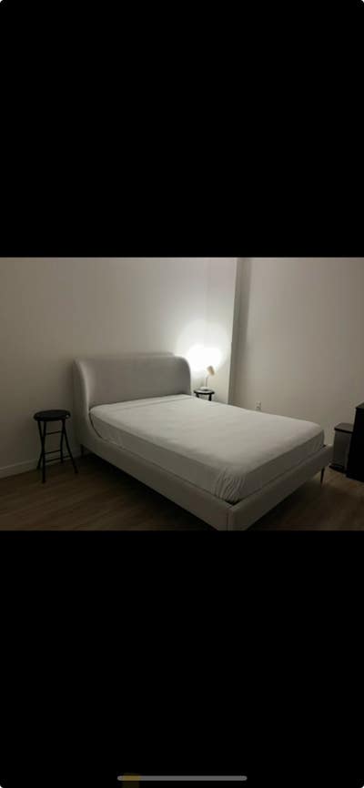 Great Room Private Bathroom Great Location  Main Photo