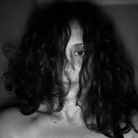 Reliable woman looking for a room in Downtown Main Photo