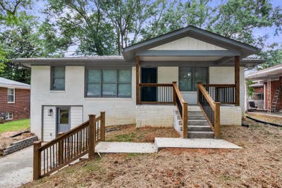 Awesome home in Atlanta Main Photo