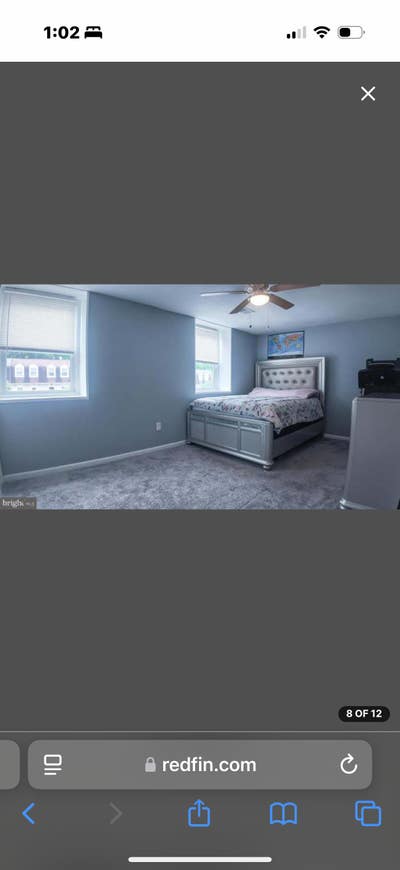 Big room with tow clothes/ share bathroom  Main Photo