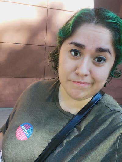 Female, 29, looking for an LGBT-friendly situation Main Photo