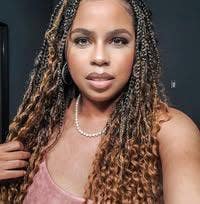 34 year old female looking for a room in LA Main Photo