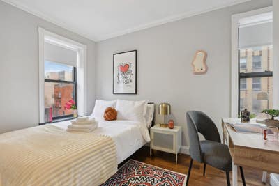 East Village beauty block from T Square Main Photo