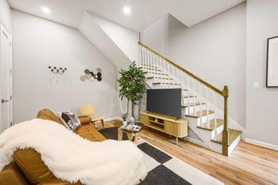 Renovated Unit in Prime East Harlem! Main Photo