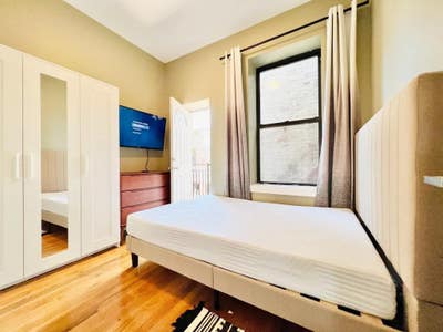 Room for Student or Professional #254 Main Photo