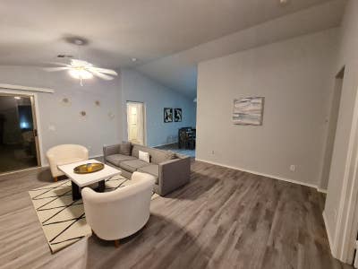 Room For Rent Main Photo