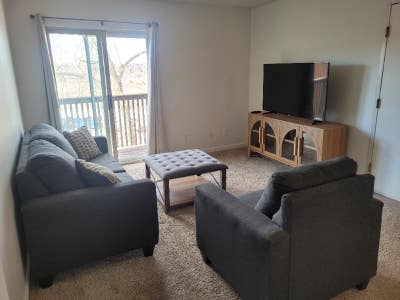 Cozy City Condo Main Photo