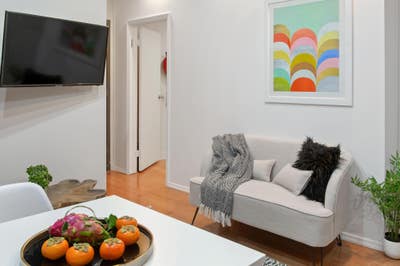 4 Bed beautifully decorated in the LES! Main Photo