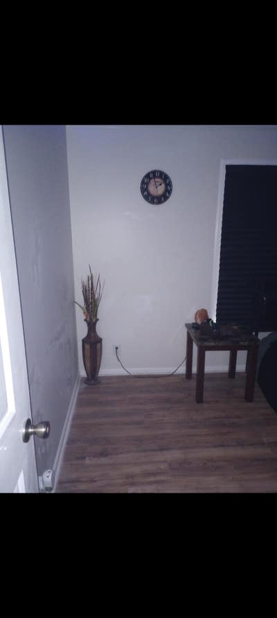 Who needs a Clean, Peaceful,Cozy Room? Main Photo