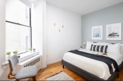 Apt Close to many amazing bars Main Photo