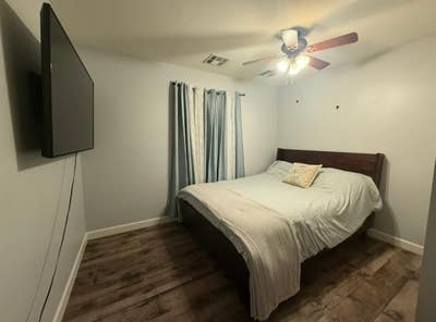 Private furnished room and shared bathroom Main Photo