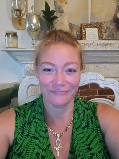 Room wanted in Houston Main Photo