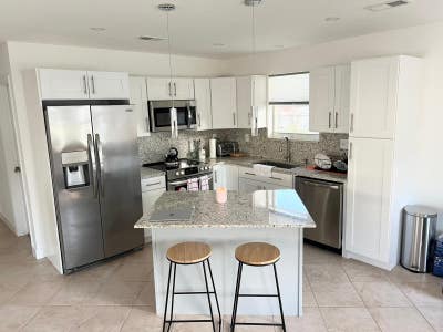 Renovated, Clean and Quiet Main Photo