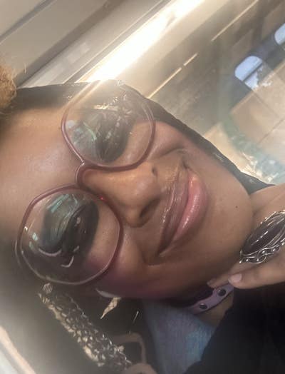 Full Time Student//Professional Seeking Roommates Main Photo