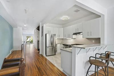 Peaceful & Private 1BR Suite — Private Terrace Main Photo