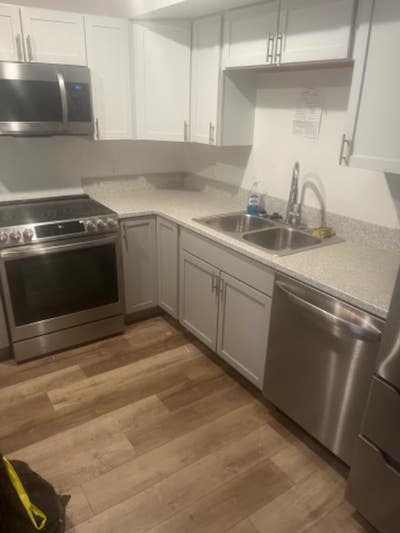 Newly Renovated Apartment downtown Clare  Main Photo