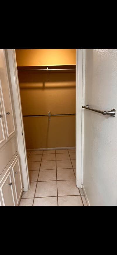 Master room  for rent. Female  Main Photo