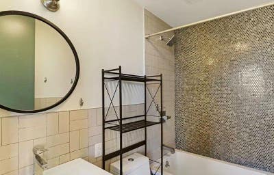 Apt w/ large private outdoor space! Main Photo