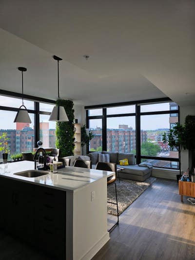 Luxury living in a 2 bd 2 bth apartment Main Photo