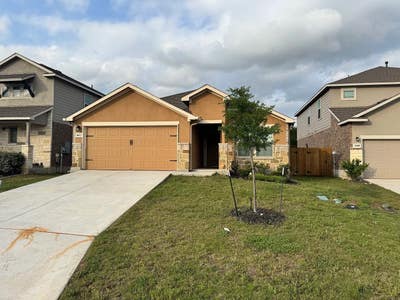 Modern accom in New Braunfels Main Photo