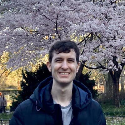 Looking for a short-term furnished room Main Photo